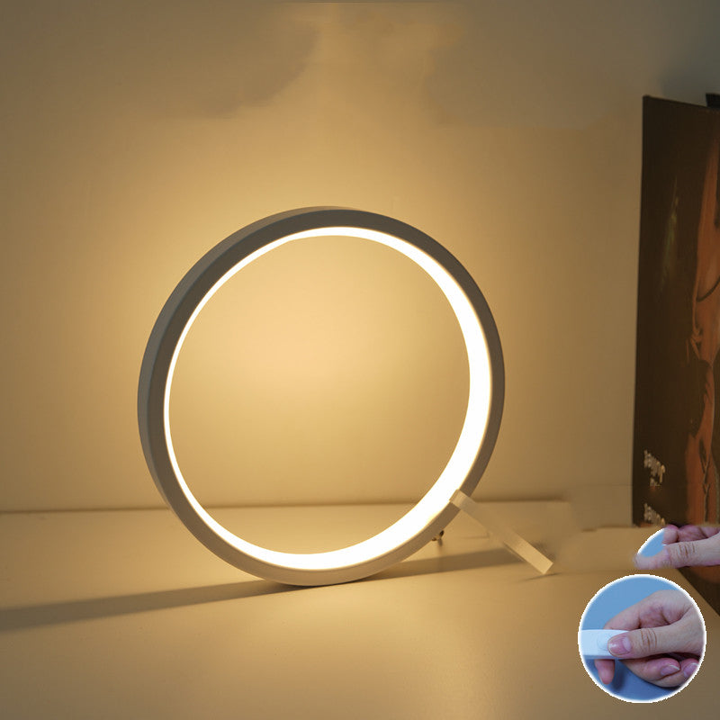 Simple And Multifunctional Night Light For Breast Feeding